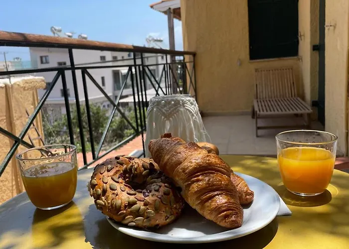 The Secret Treehouse *