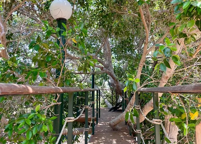 The Secret Treehouse Апартаменти Херсонісос